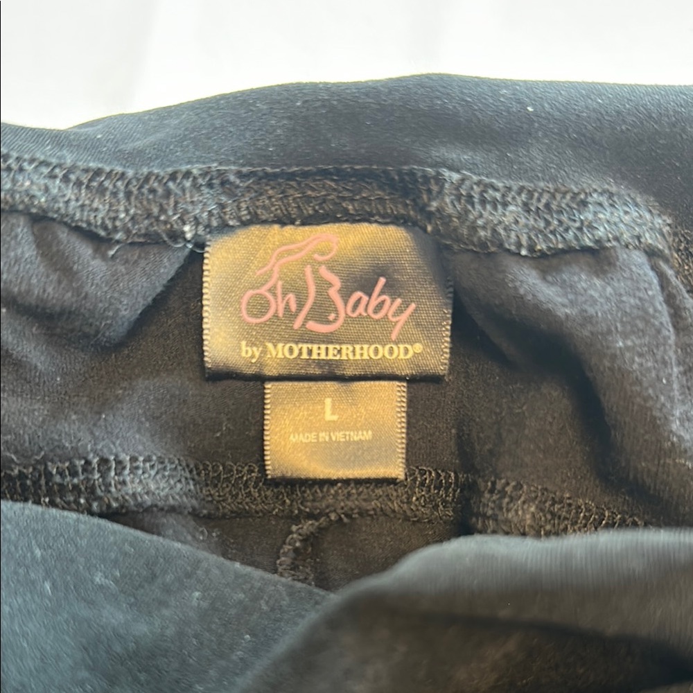 Oh Baby by Motherhood Classic Black Top